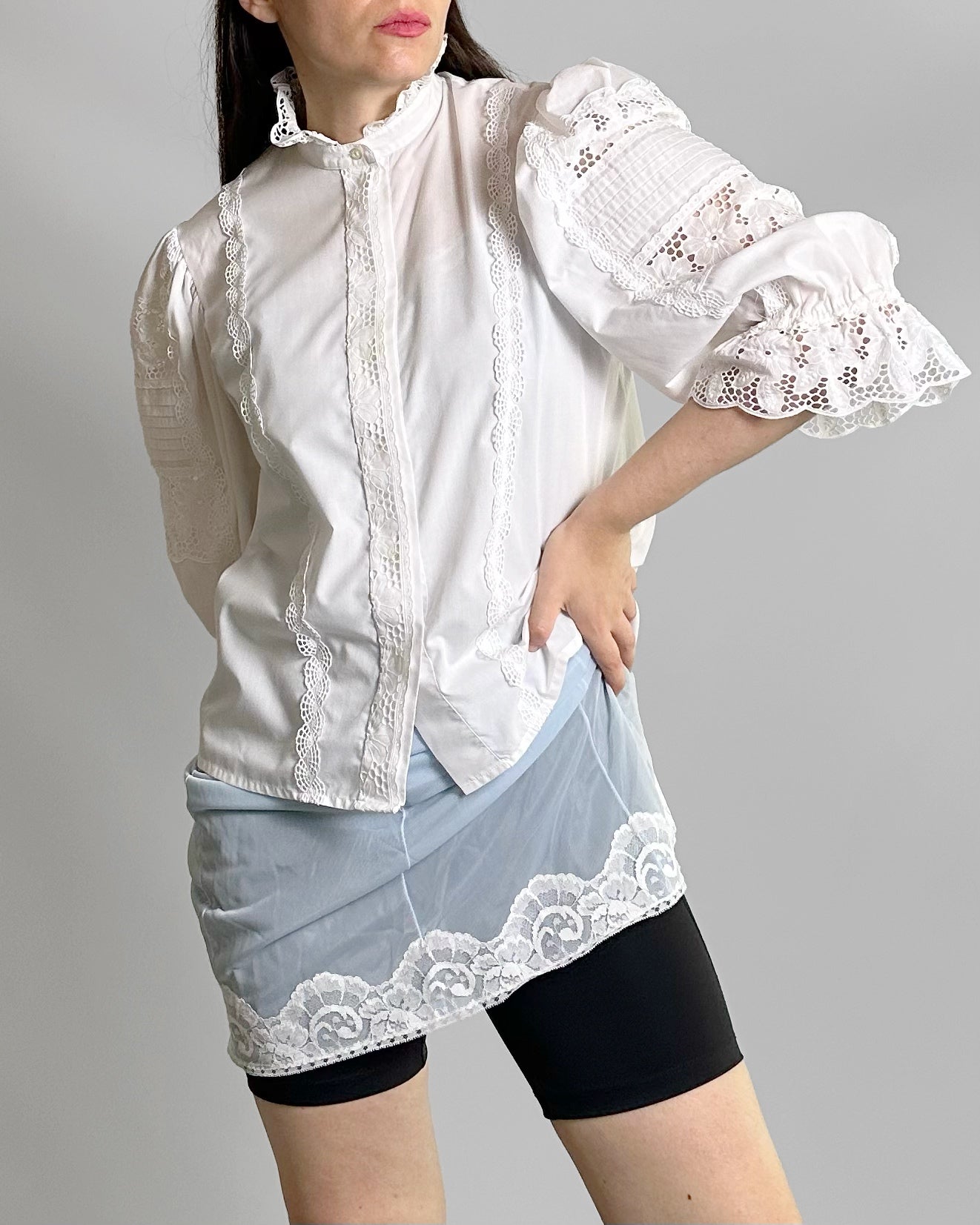 80s White Austrian Puff Sleeve Blouse