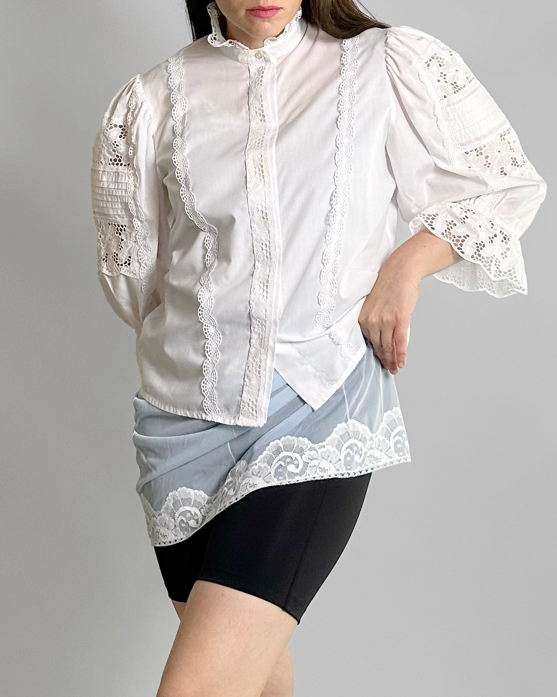 80s White Austrian Puff Sleeve Blouse