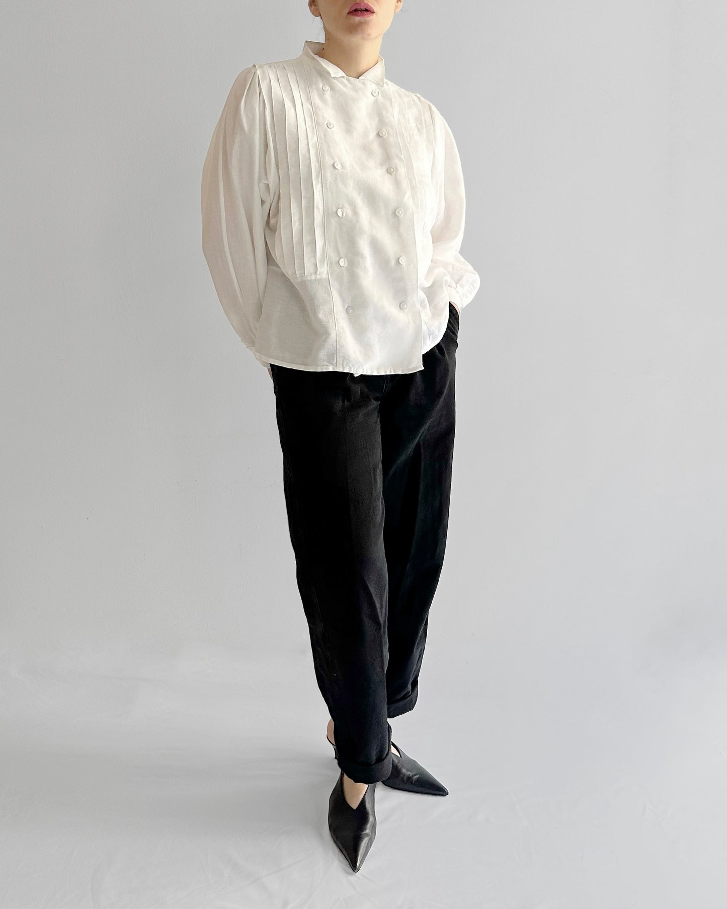 80s White Cotton Linen Pleated Blouse