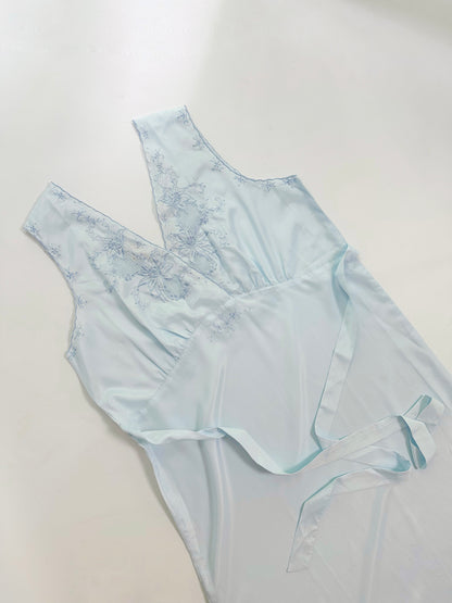 50s Pale Blue Embroidered Nightgown