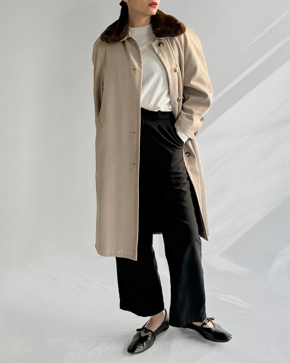 90s Beige Trench Coat – Detachable Faux Fur Collar