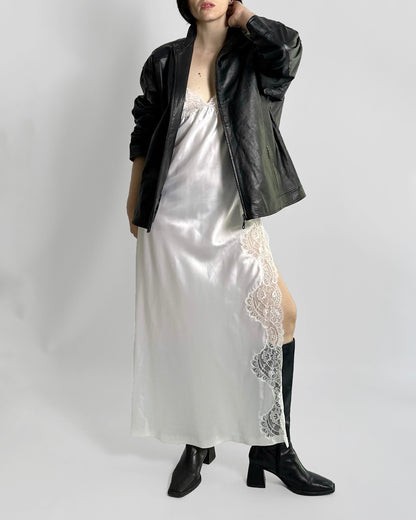 90s Black Leather Jacket – Minimalist Boxy Fit Moto Style