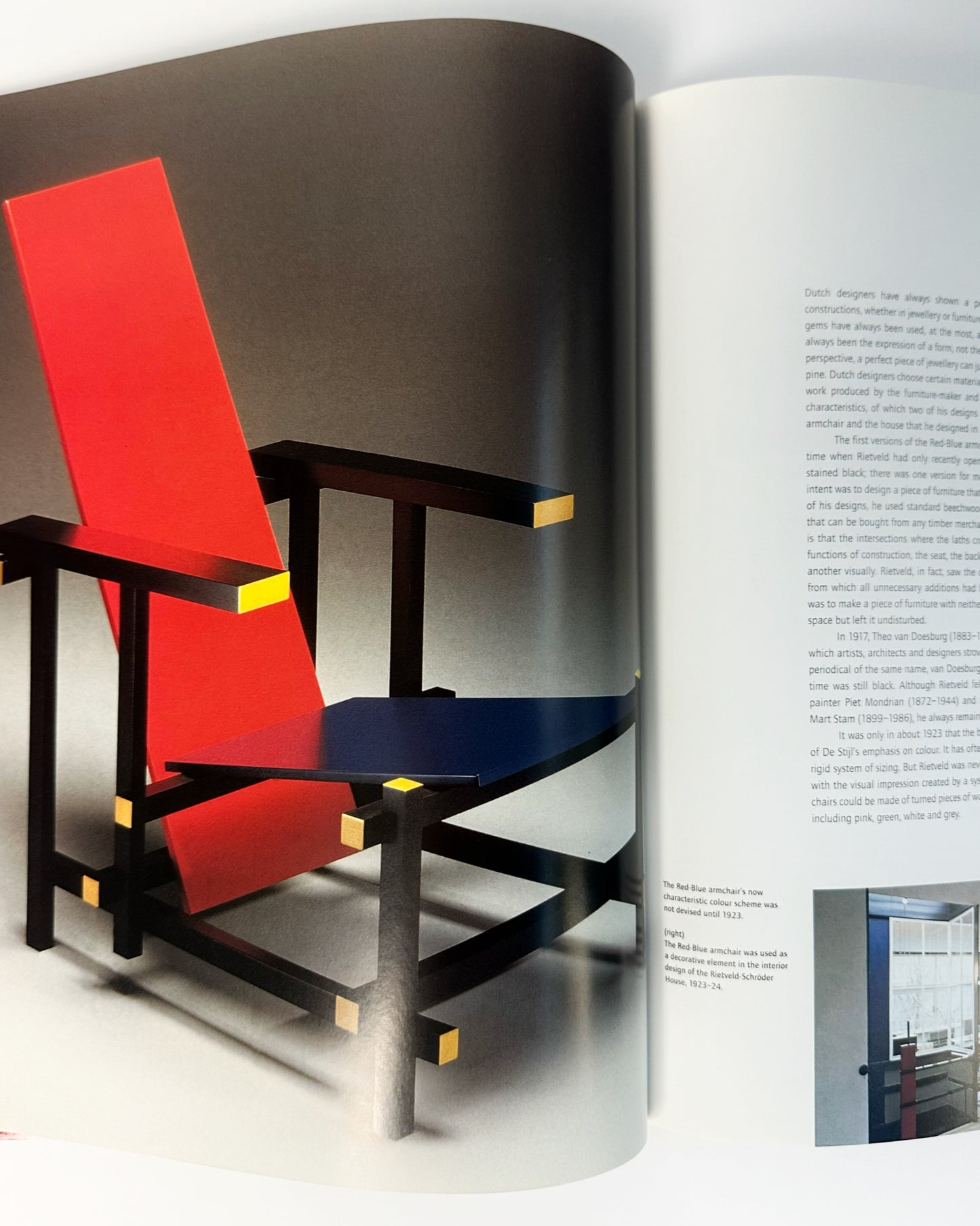 Icons of Design: An Overview of 20th-Century Design Objects – Prestel, 2000