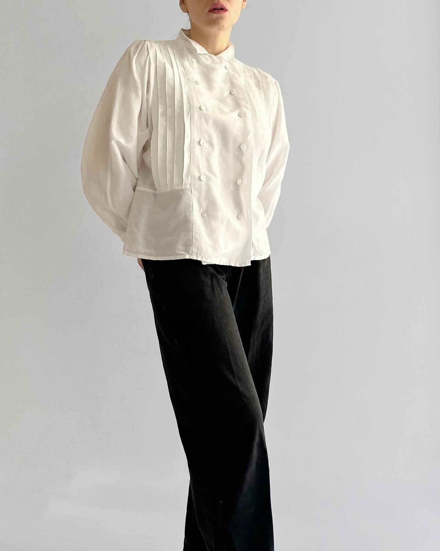 80s White Cotton Linen Pleated Blouse