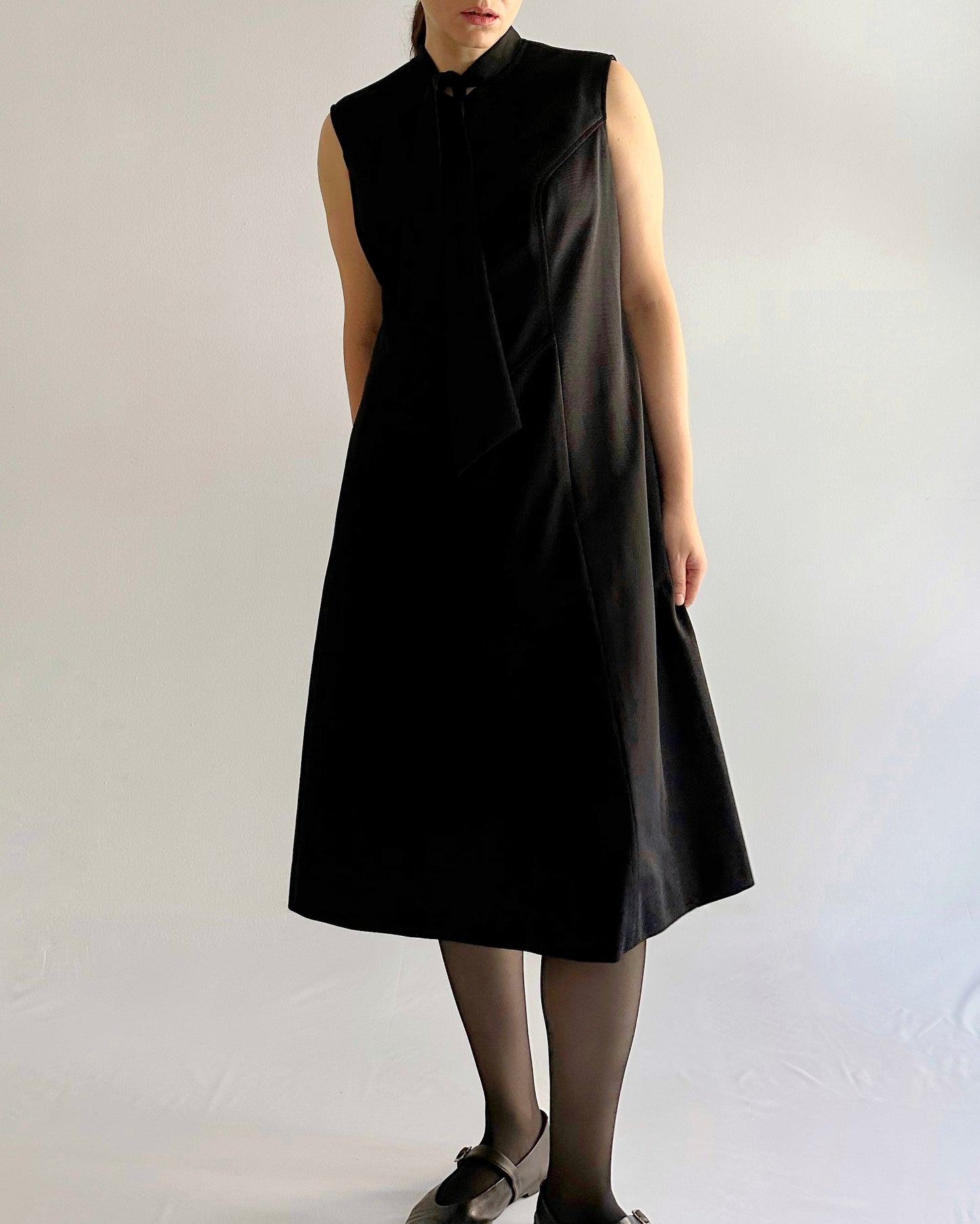 80s Sleeveless A-Line Bow Dress