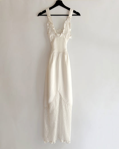 Vintage 1940s 1950s Ivory Silk Satin Lace Bridal Nightgown