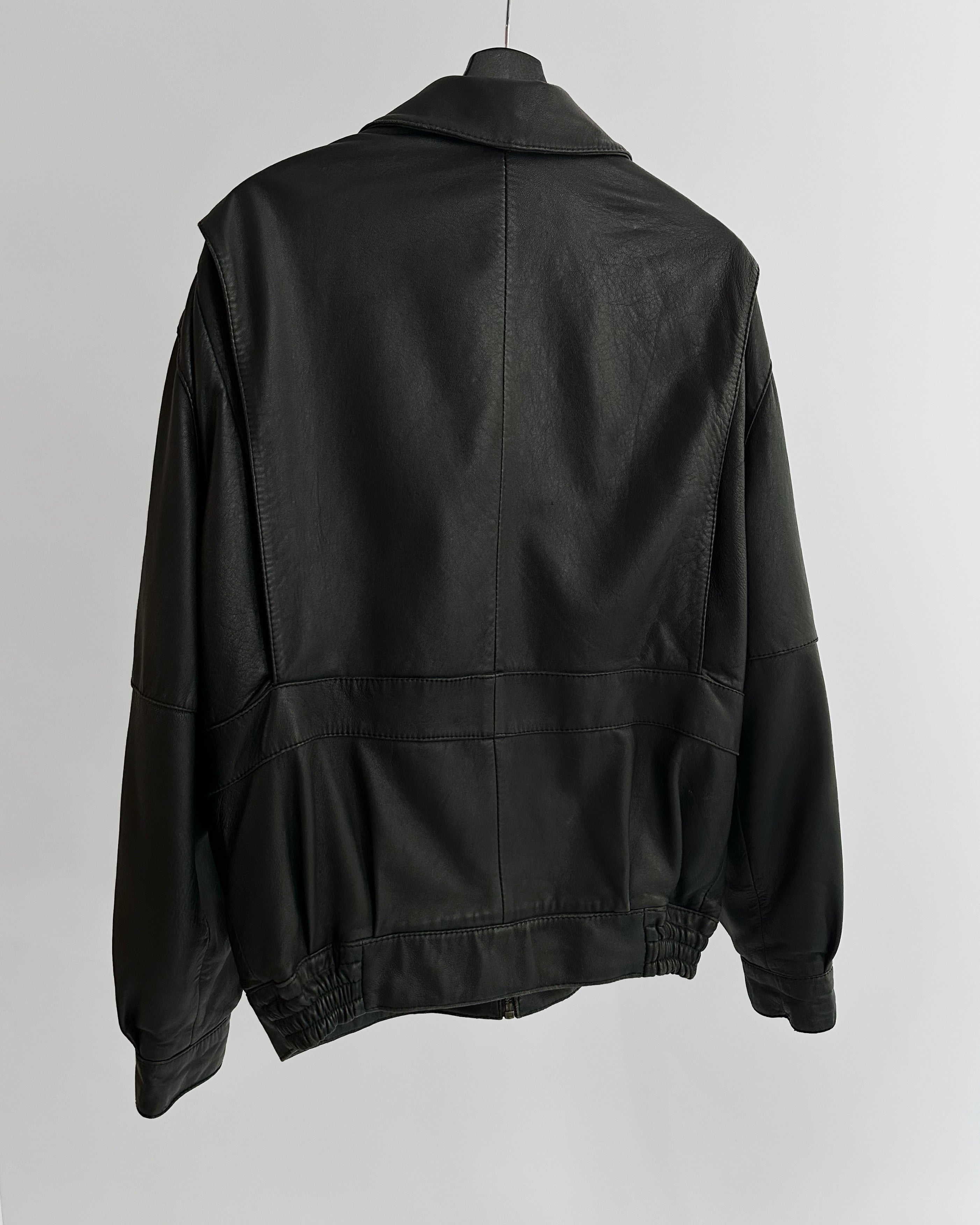 80s Black Lamb Leather Bomber Jacket – Made in Spain – Alba