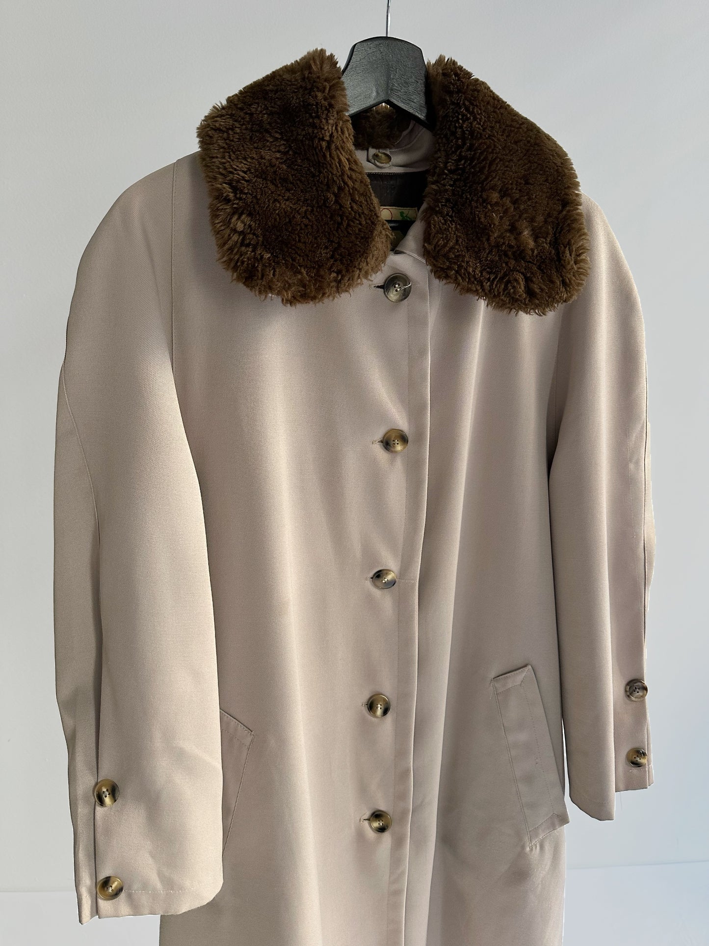 90s Beige Trench Coat – Detachable Faux Fur Collar
