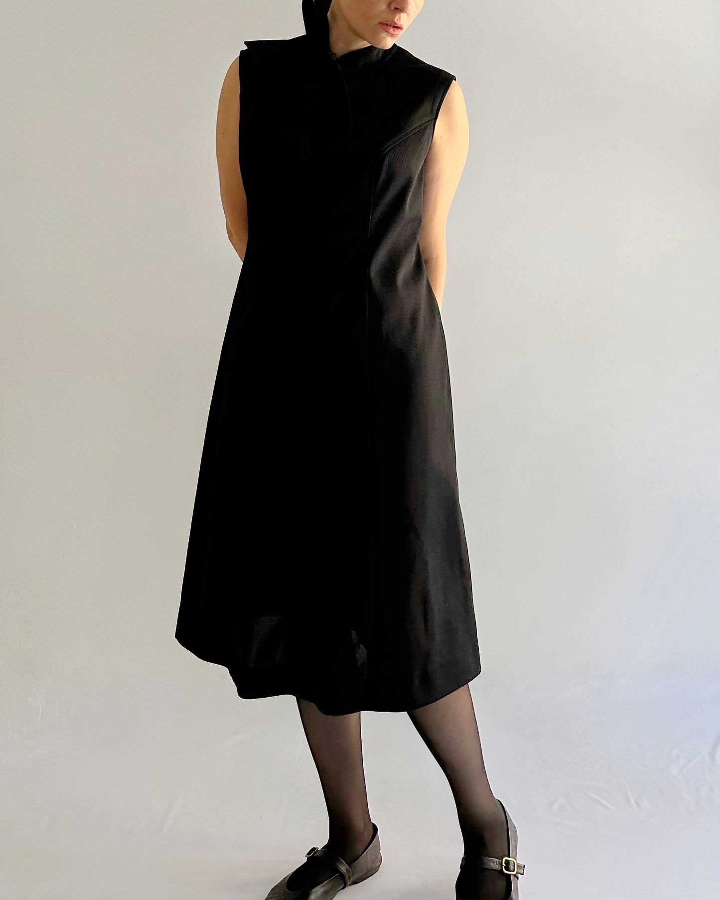 80s Sleeveless A-Line Bow Dress