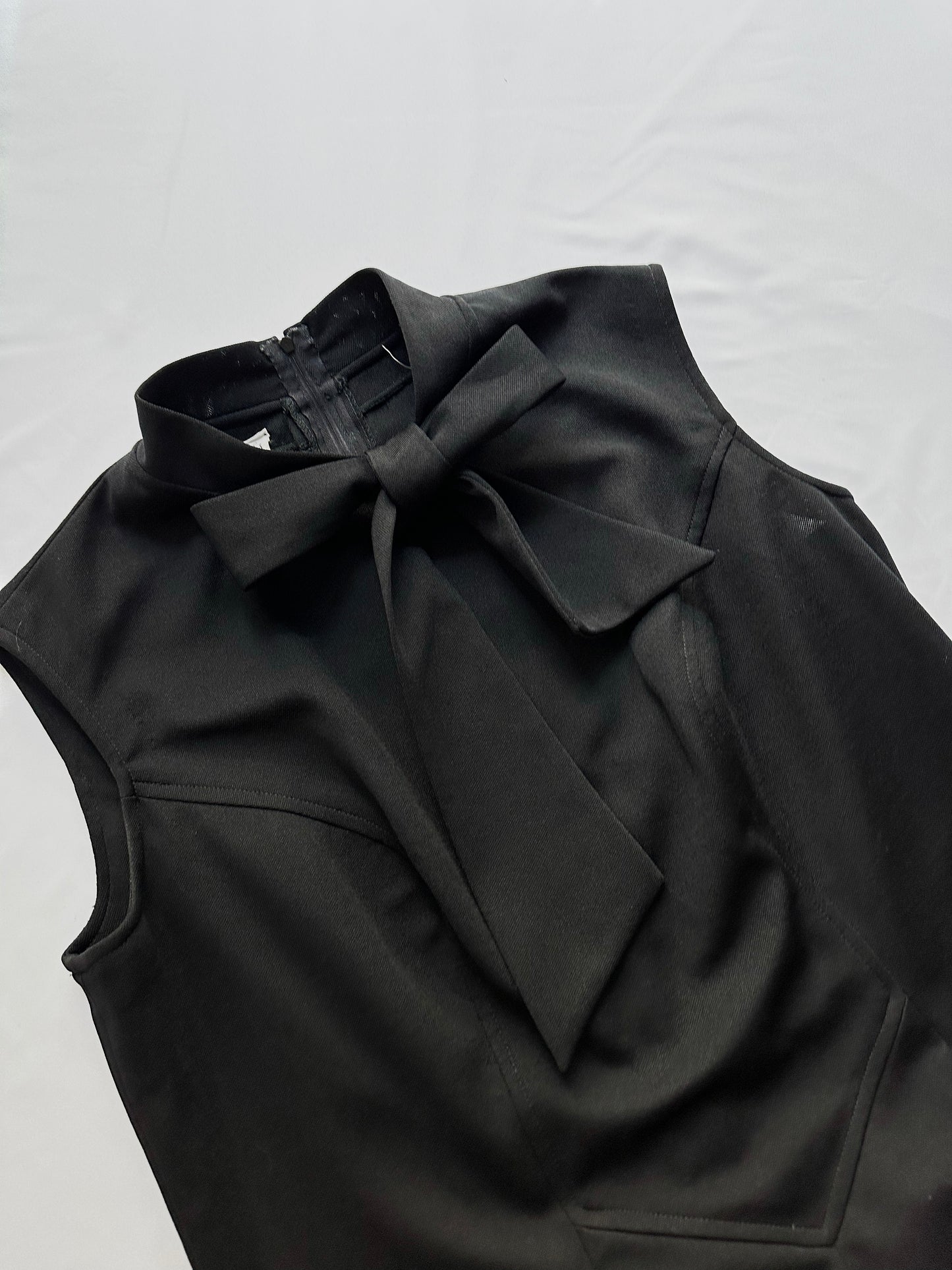 80s Sleeveless A-Line Bow Dress