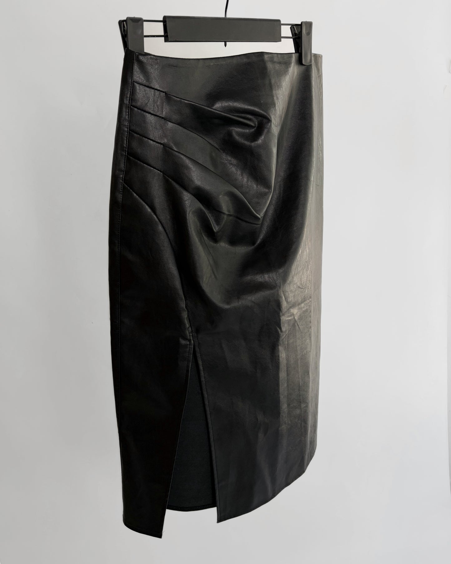 90s Black Faux Leather Midi Skirt