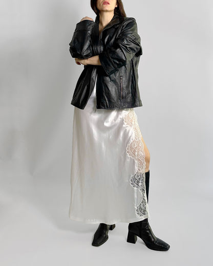 90s Black Leather Jacket – Minimalist Boxy Fit Moto Style
