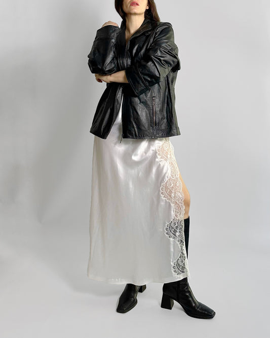 90s Black Leather Jacket – Minimalist Boxy Fit Moto Style