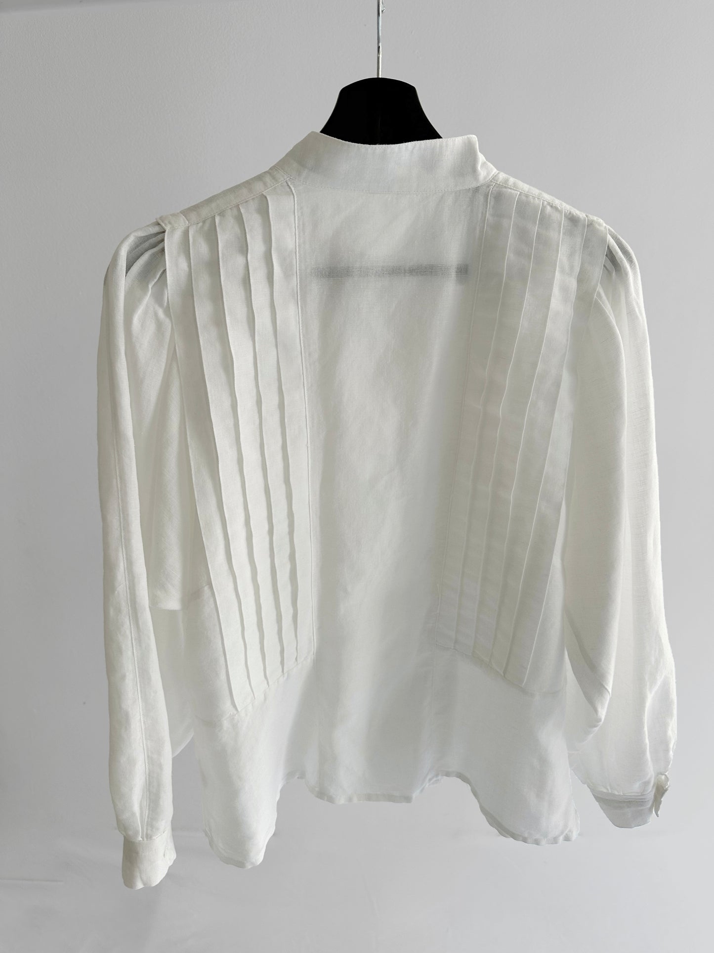 80s White Cotton Linen Pleated Blouse