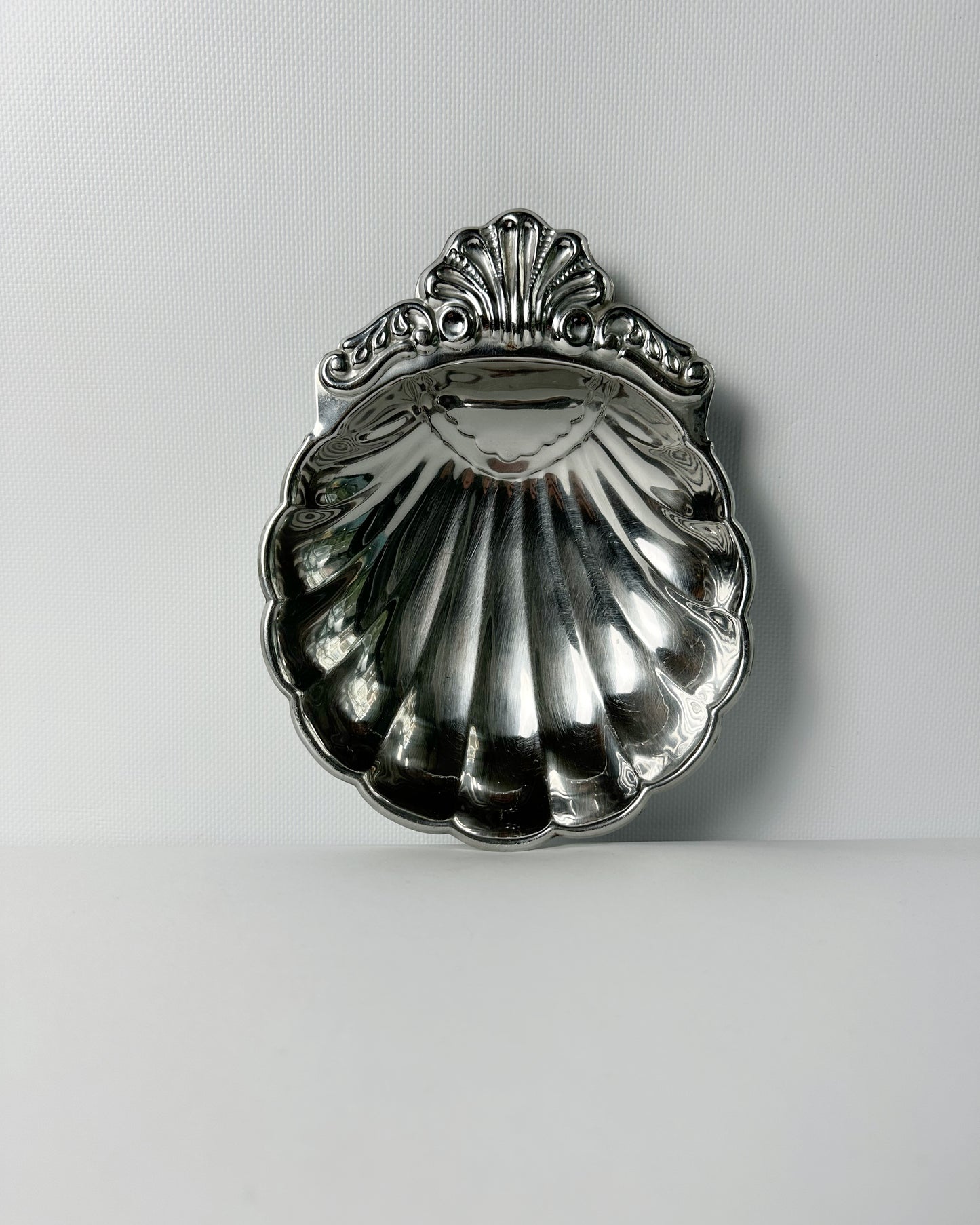Vintage 1980s Shell Shaped Metal Dish
