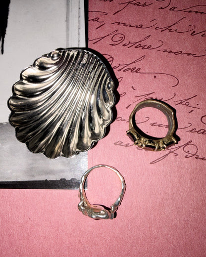 Vintage Mid Century Alpaca Silver Shell Ring Holder