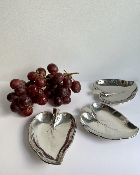 Vintage 1980s Silver Tone Leaf Shaped Dishes – Set of 3