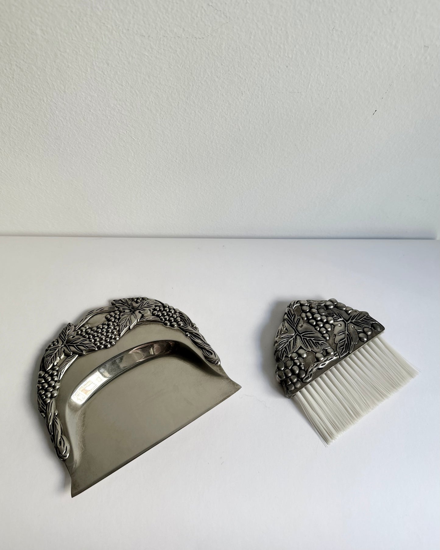 Vintage Silver Plated Silent Butler Crumb Tray & Brush