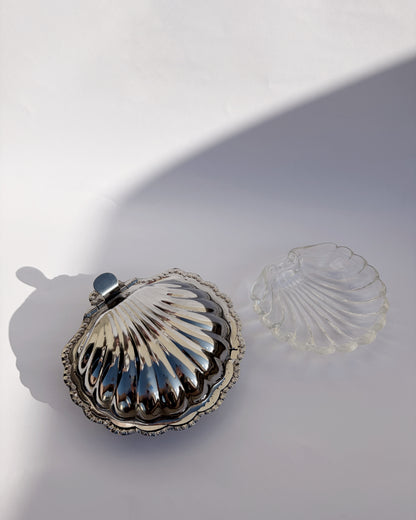 Vintage Silver-Tone Scallop Shell Box