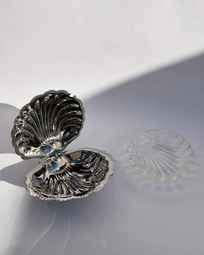 Vintage Silver-Tone Scallop Shell Box