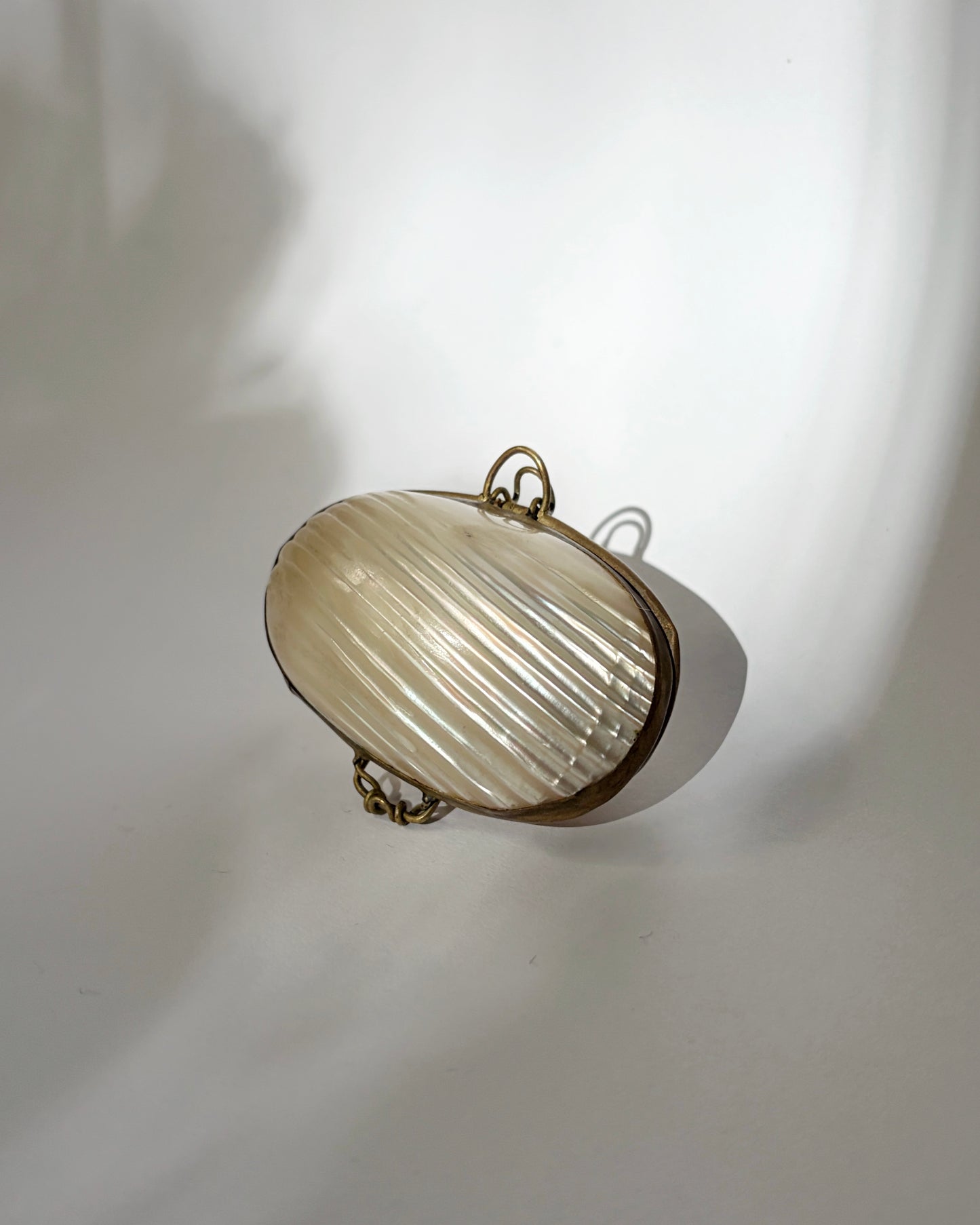 Antique c.1900 Mother of Pearl Shell Box