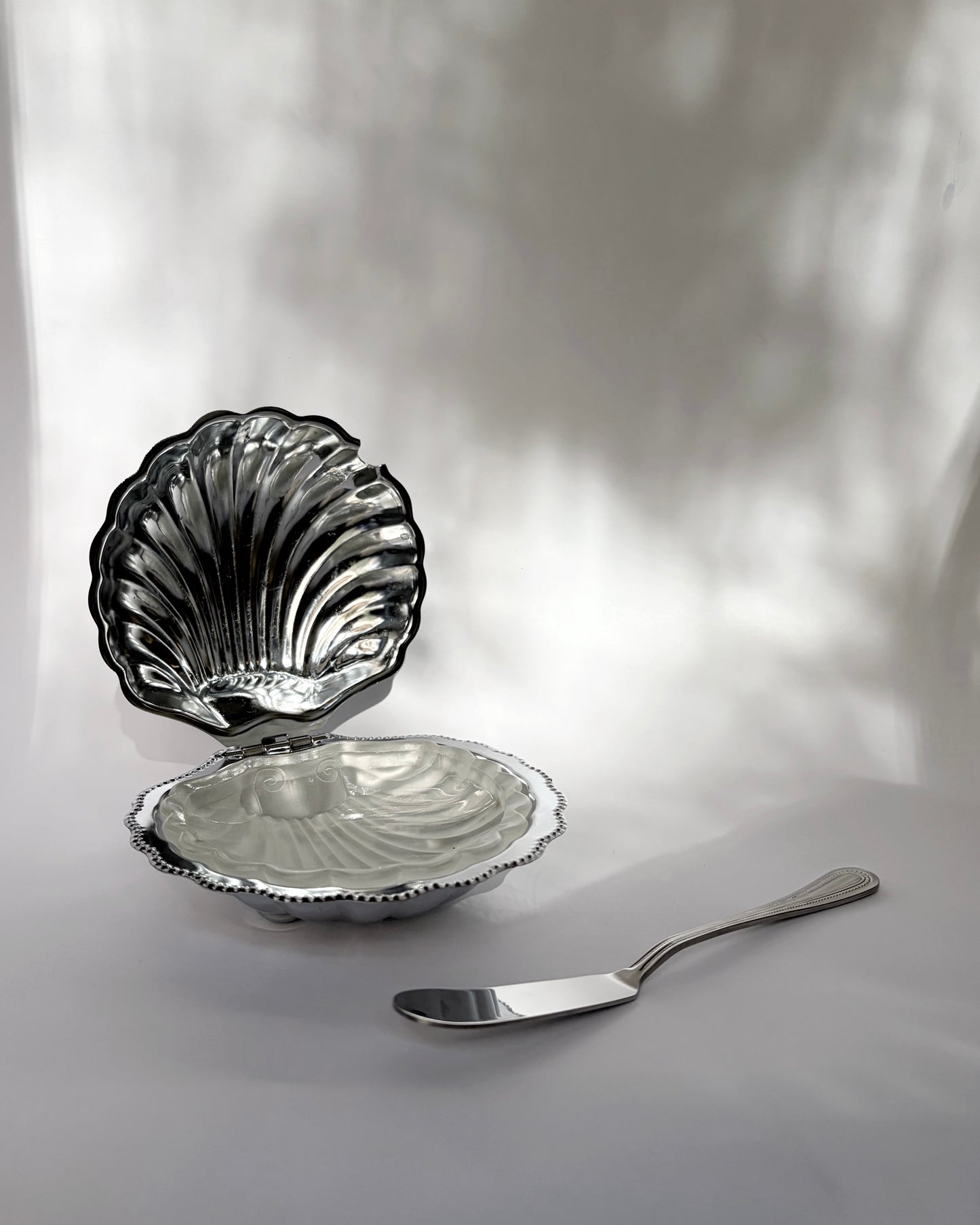Vintage 1960s Sculptural Shell Butter Dish