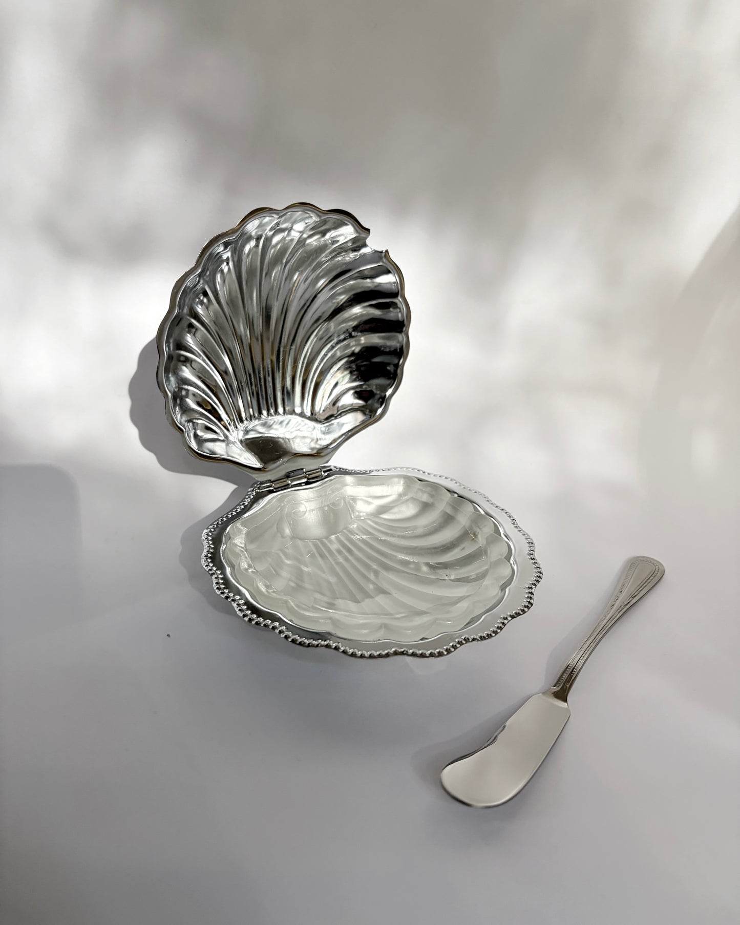 Vintage 1960s Sculptural Shell Butter Dish