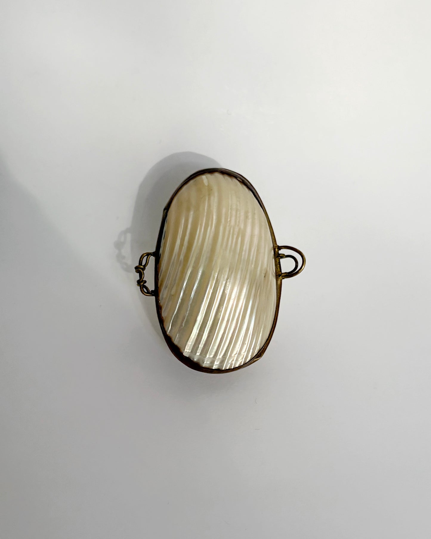 Antique c.1900 Mother of Pearl Shell Box