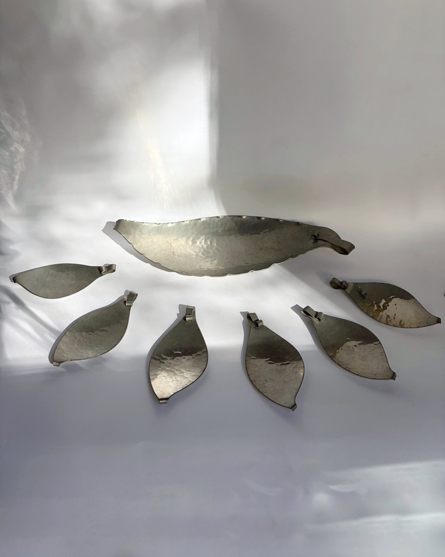 Vintage 1960s Hammered Pewter Leaf Serving Tray Set