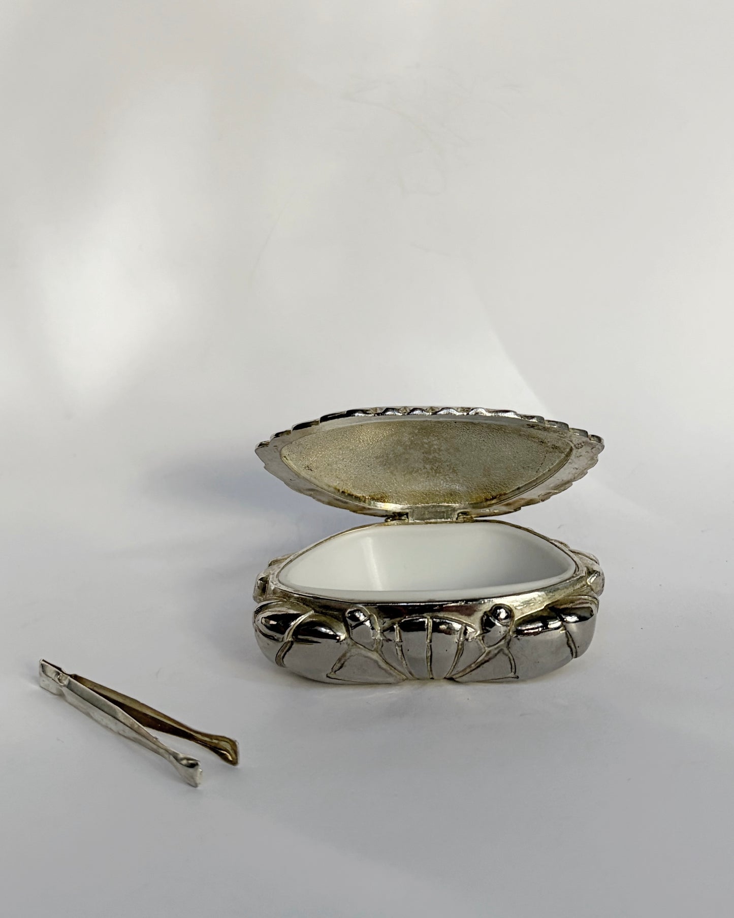 Vintage 1960s Silver Plated Crab Pill Box