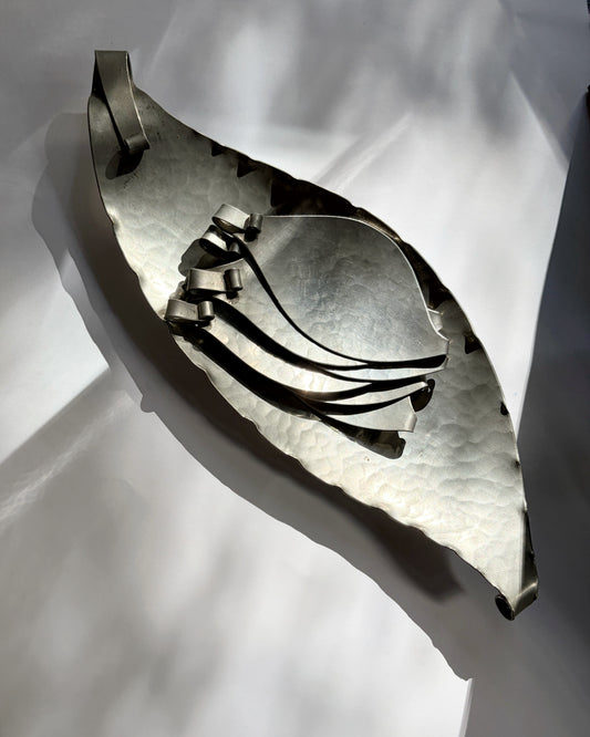 Vintage 1960s Hammered Pewter Leaf Serving Tray Set