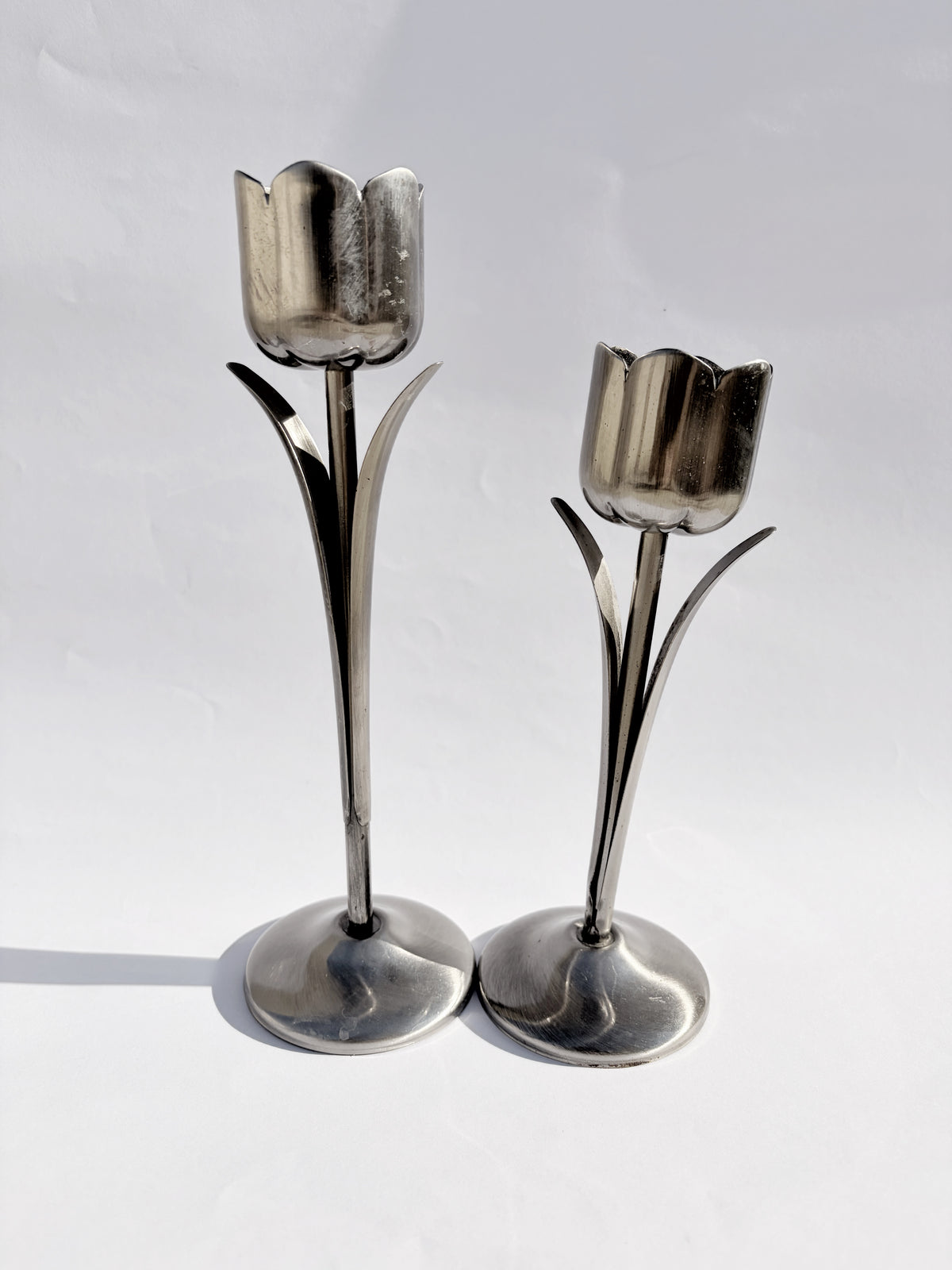 Vintage 1970s Silver-Tone Tulip Candle Holders – Set of 2