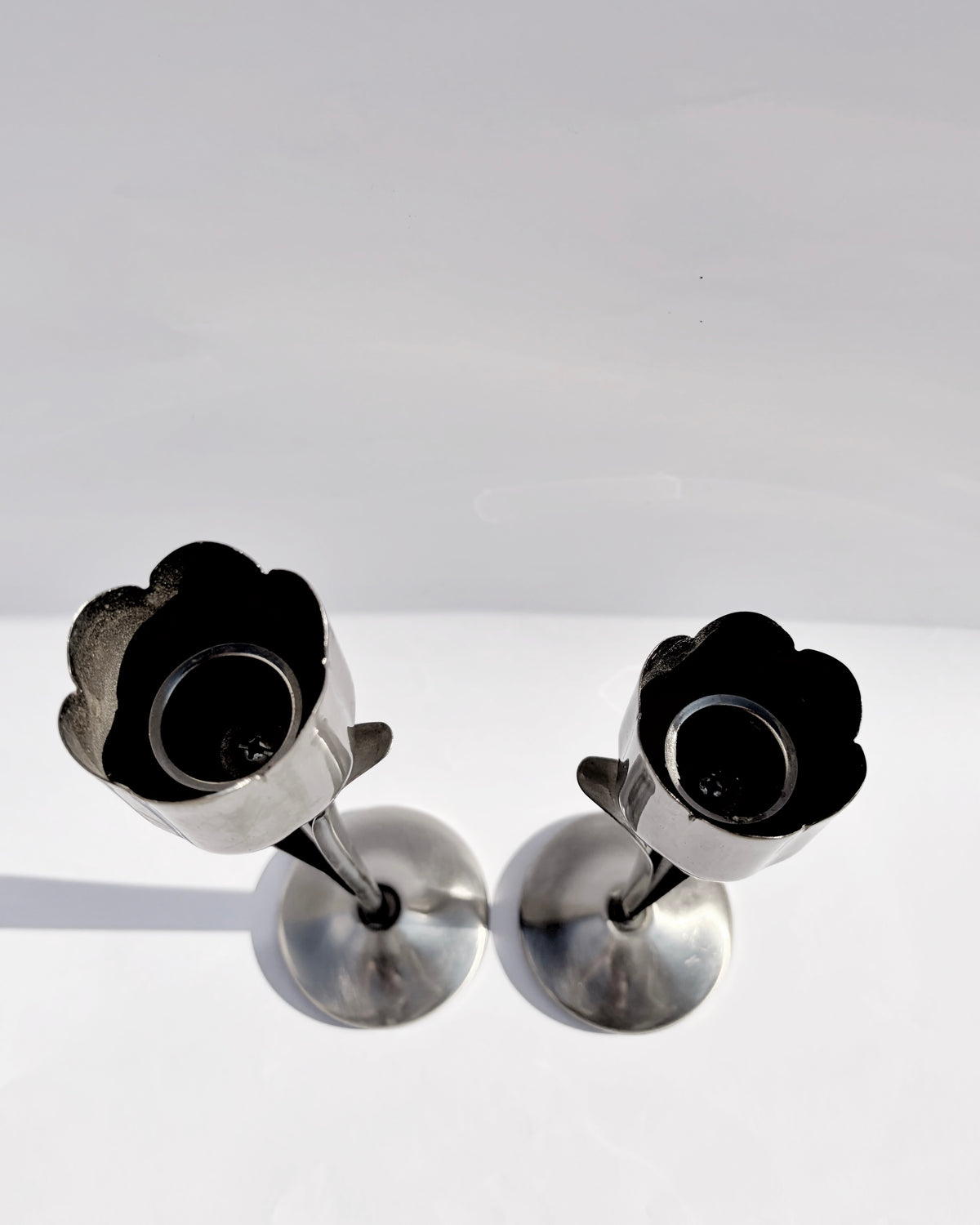 Vintage 1970s Silver-Tone Tulip Candle Holders – Set of 2