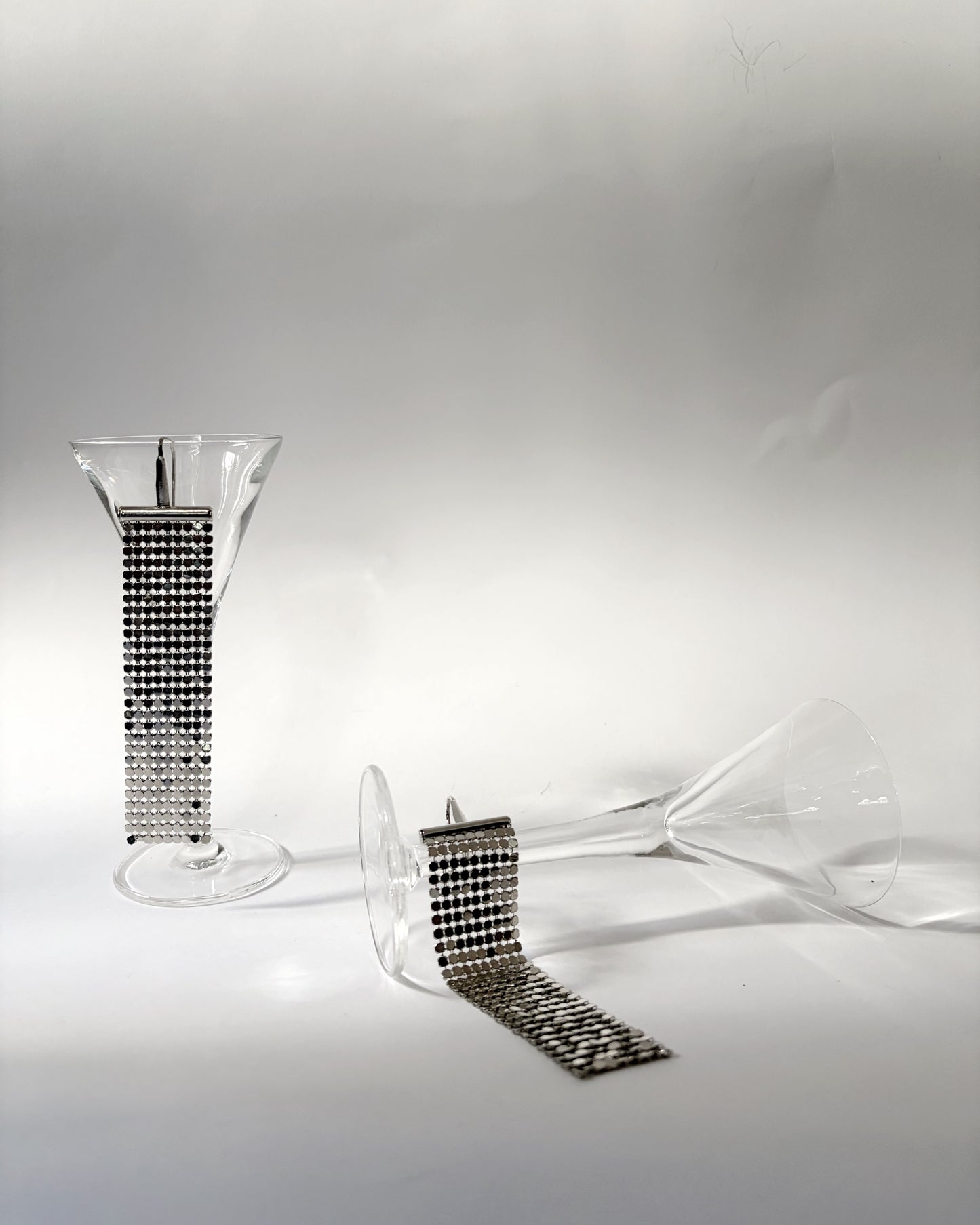 Vintage 1990s Liquid Metal Mesh Drop Earrings