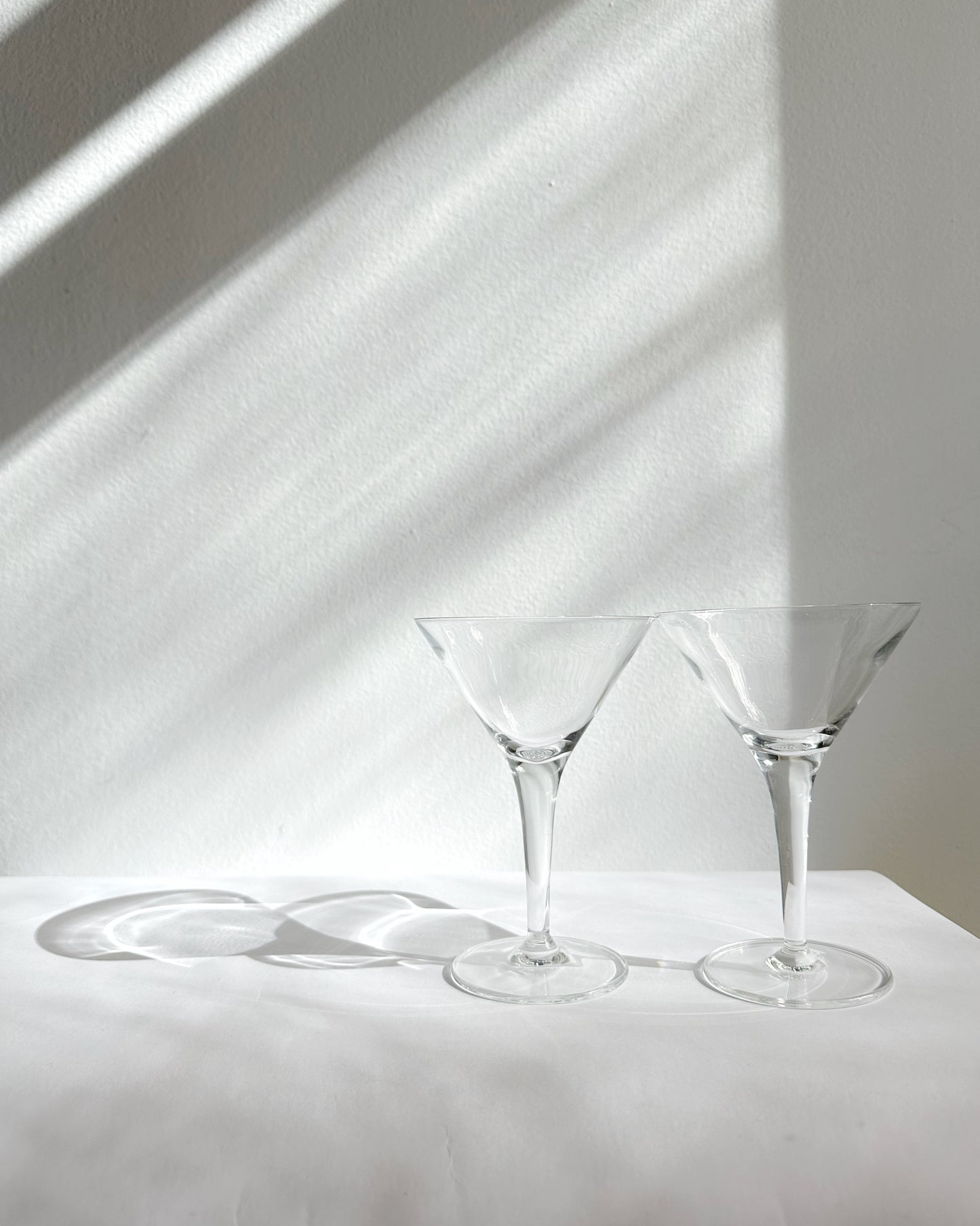 Vintage 1980s Minimalist Clear Martini Glasses – Set of 2