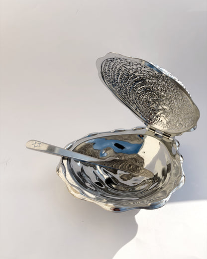 Vintage 1970s Oyster Shaped Butter Dish