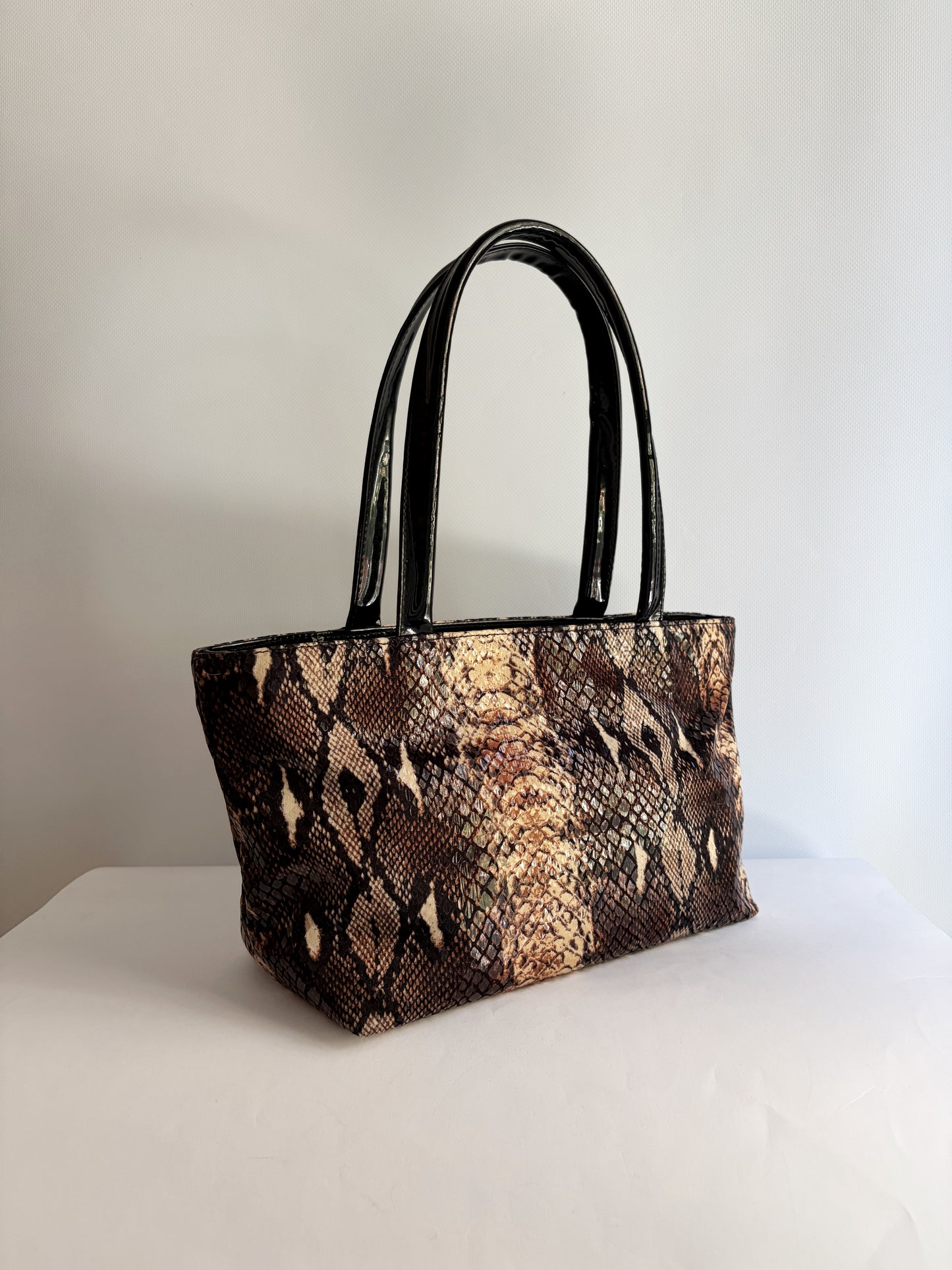 Vintage 1980s Snakeskin-Effect Handbag – Made in Italy