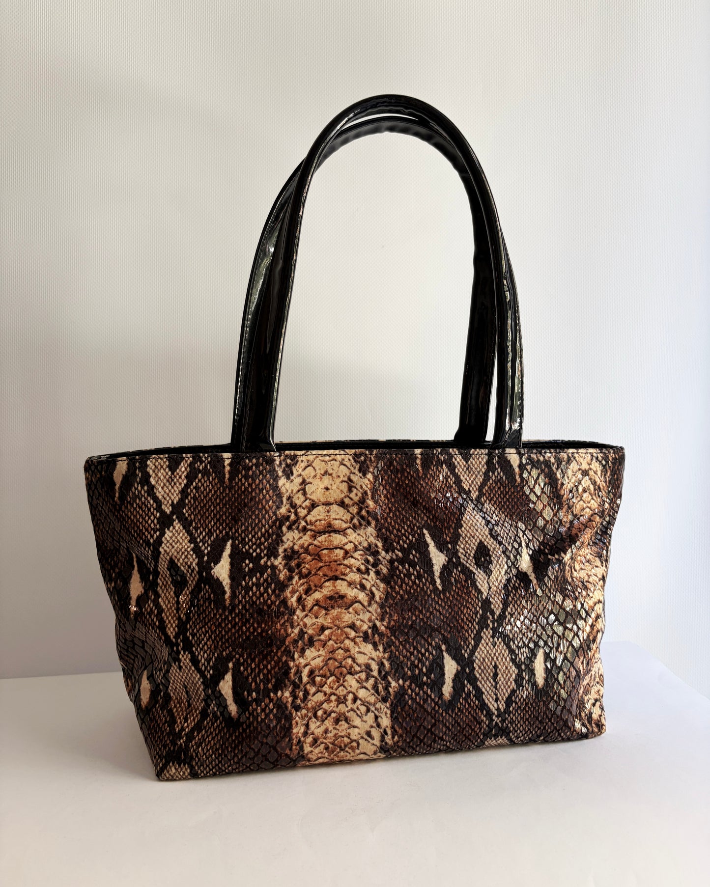 Vintage 1980s Snakeskin-Effect Handbag – Made in Italy