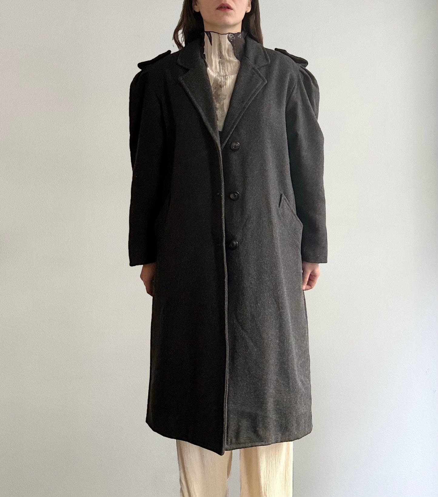 80s/90s Dark Grey Wool Puffed Sleeves Coat