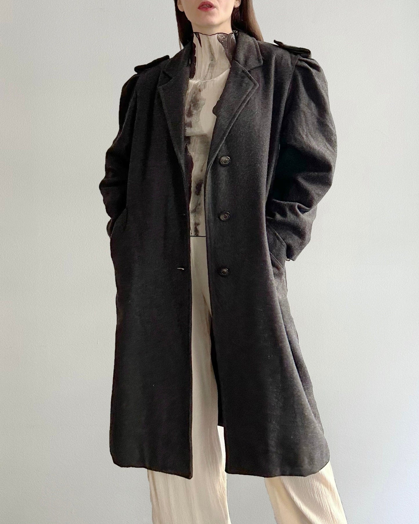 80s/90s Dark Grey Wool Puffed Sleeves Coat